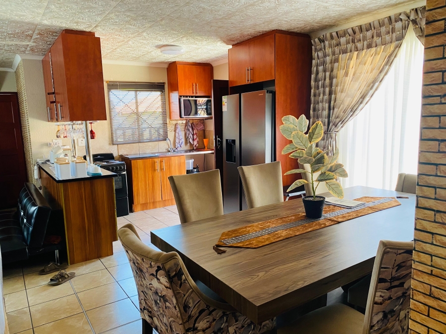 3 Bedroom Property for Sale in Waterkloof Hill Estate North West